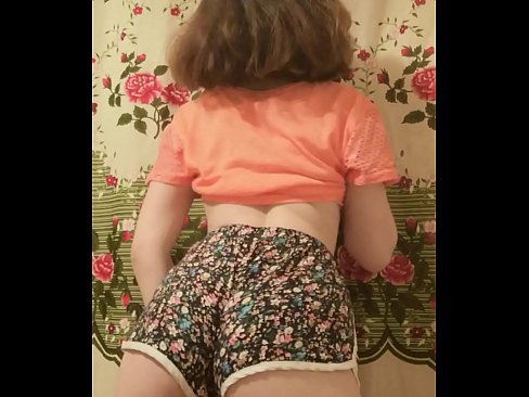 ❤️ מותק צעיר סקסי פושט את המכנסיים הקצרים במצלמה ❤️❌ סופר-פורנו ב-iw.tukifporno.ru ﹏